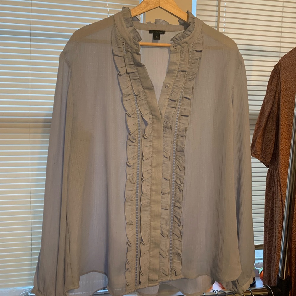 Ann Taylor - Longsleeve Ruffle Blouse